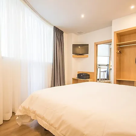 Palacio De Aiete 4*