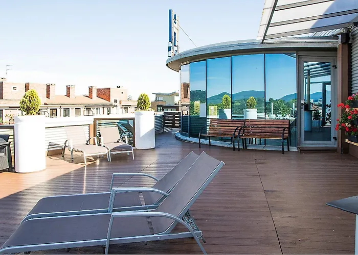 パラシオ デ アイエテ 4*